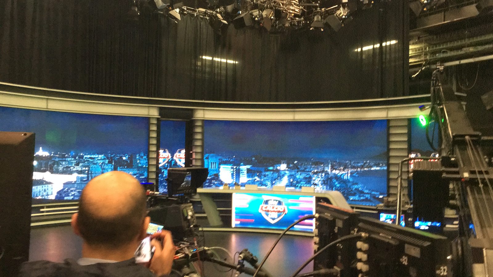 Sky Calcio — TV studio, on set